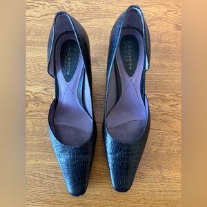 Liz Claiborne Flex Black Croc-Embossed Heels Size 8.5